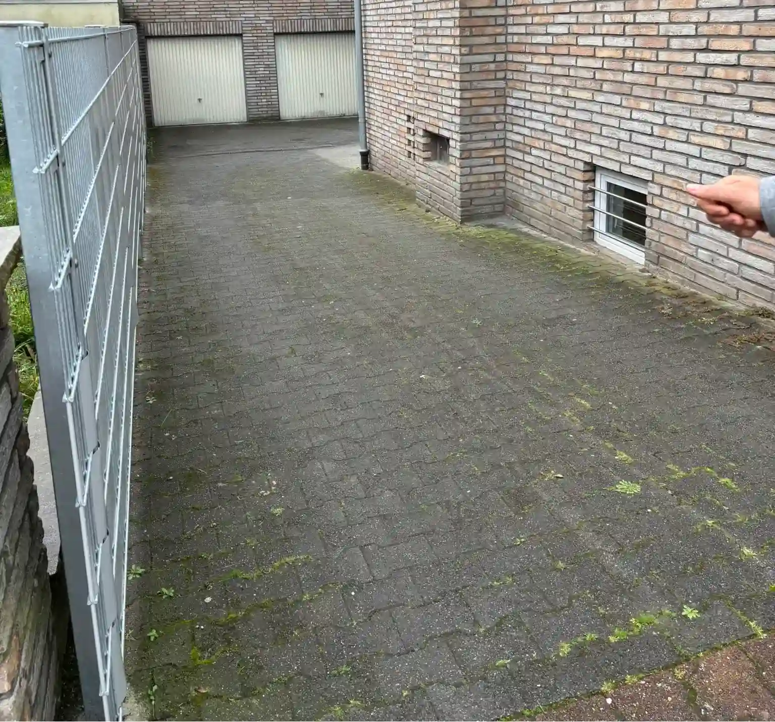 Einfahrt von Frank Spotke Vorher